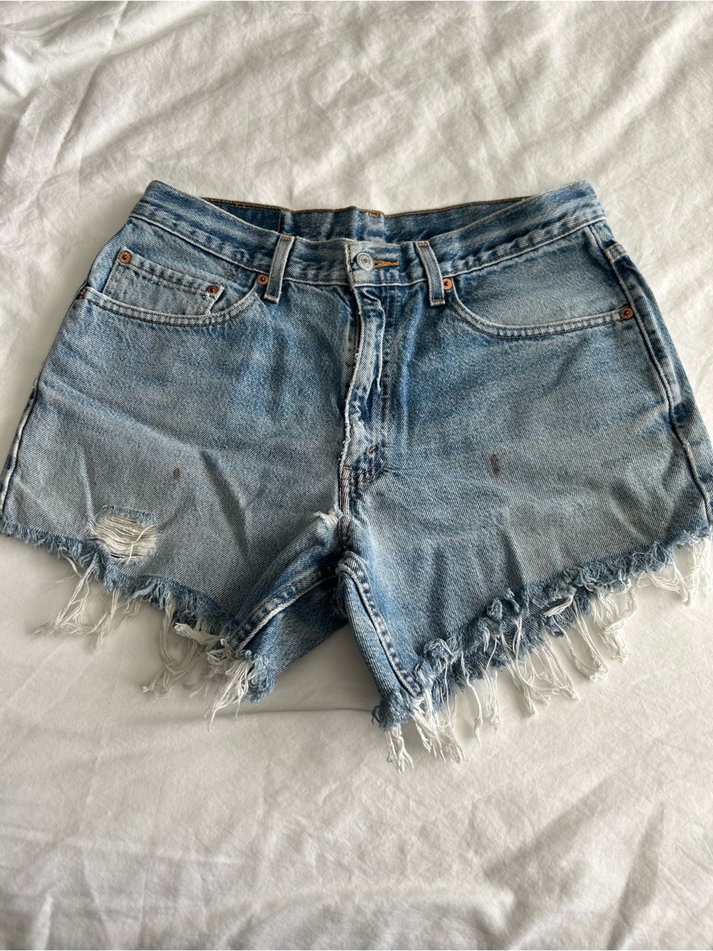 Levi's 550s Light Wash Distressed Denim Cutoff Shorts - Picture 3 of 15